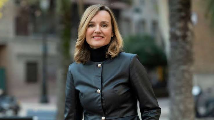 quién es el marido de pilar alegría
